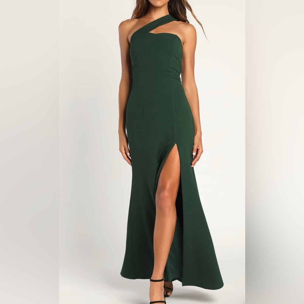 Emerald Green Asymmetrical Mermaid Maxi Dress